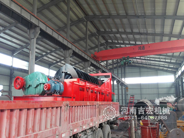 螺旋洗石機、移動輸送機發(fā)往東北