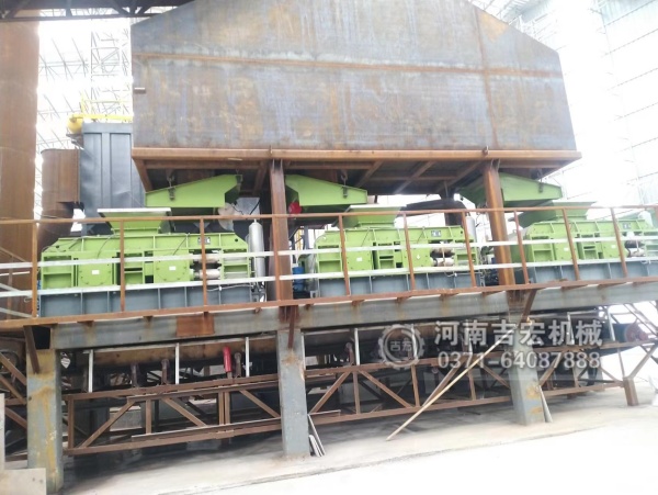 對(duì)輥制砂機(jī)在砂石廠的應(yīng)用優(yōu)勢(shì)與選購(gòu)要點(diǎn)！