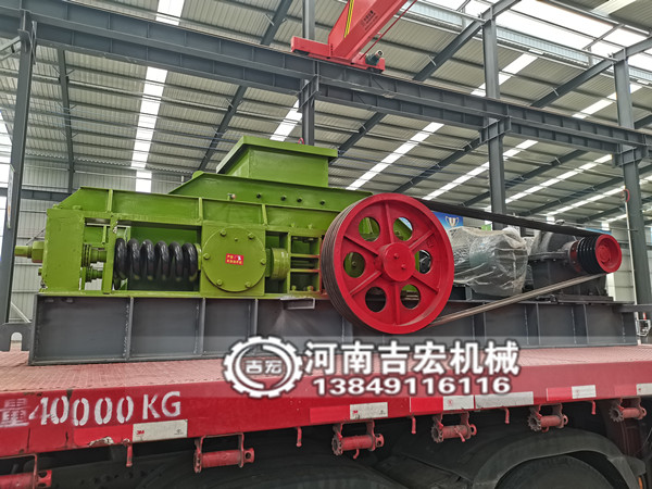 煤場老板必看!雙齒輥破碎機(jī)——煤炭破碎顆粒多、出粉少,利潤更高！